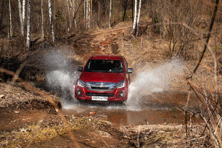  Isuzu D-Max Double Cab 2019 года  (RU) (фото 17 из 25)